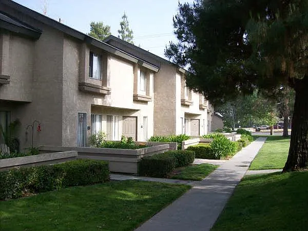 Palm Village Apartment Homes — Photo 9