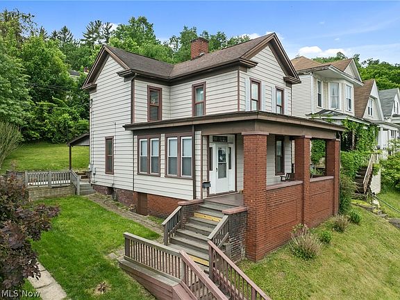 2nd image of 415 Whitely St