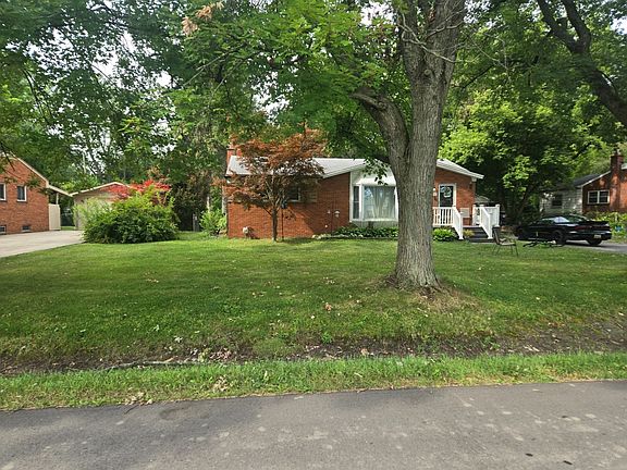 2nd image of 21452 Hampton St