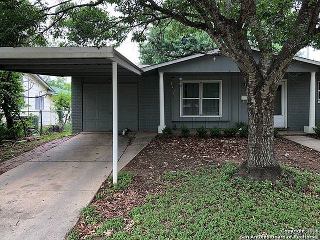 2nd image of 712 Colony Dr