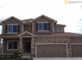 9016 SW 2nd St, Blue Springs, MO 64064