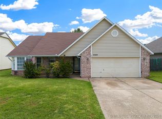 3309 N 2nd St, Broken Arrow, OK 74012