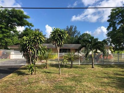 14660 NW South River Dr, Miami, FL, 33167