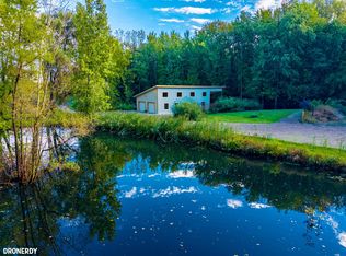 6200 Elm Valley Rd, Three Oaks, MI 49128