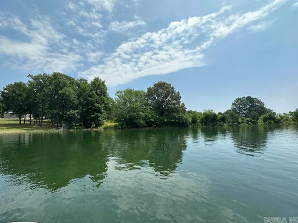 1807 Friendly Point, Horseshoe Bend, AR 72512