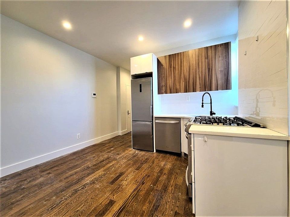 1st image of 245 Midwood St #3F
