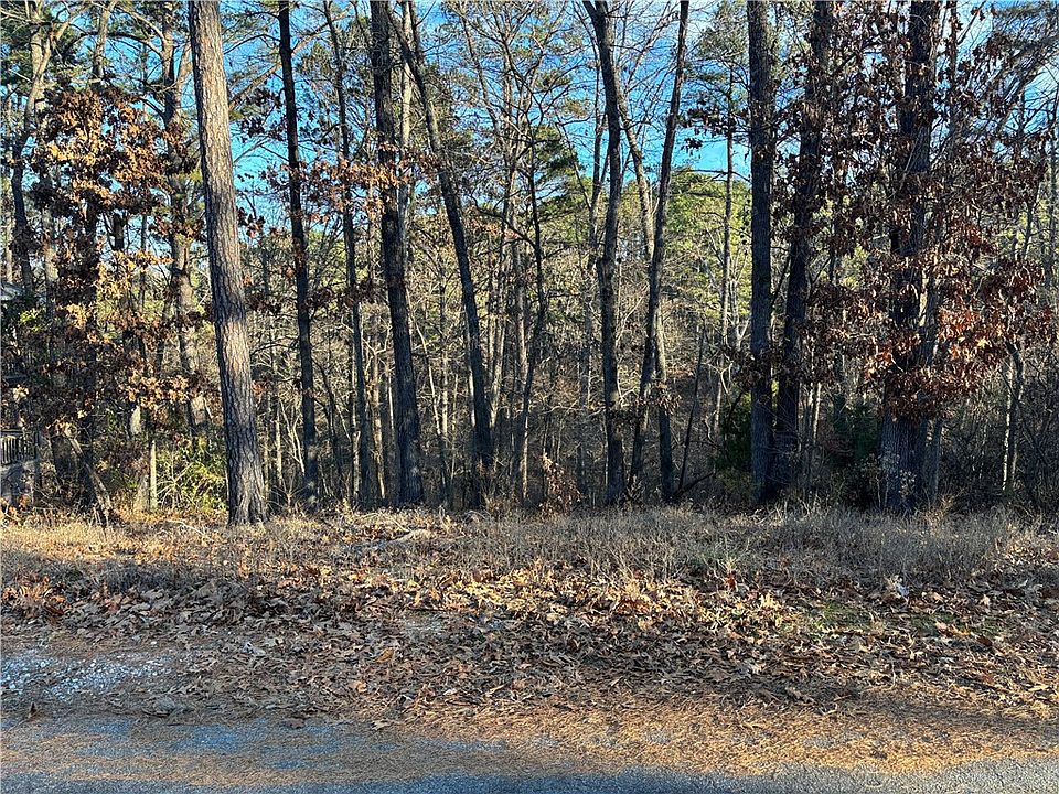 1st image of 23 Woodstock Ln