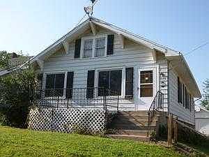 3rd image of 1605 27th St