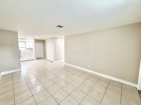3rd image of 1800-1880 Sunshine Blvd #E8c85e52b