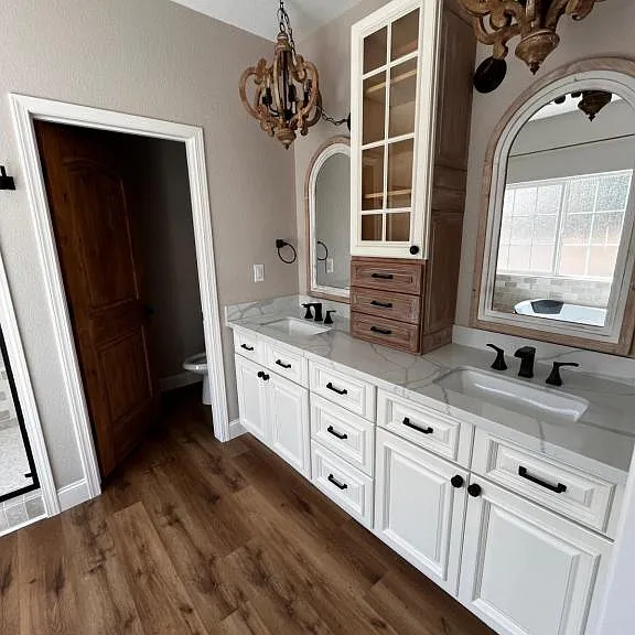 4421 Stetson Ave — Photo 10