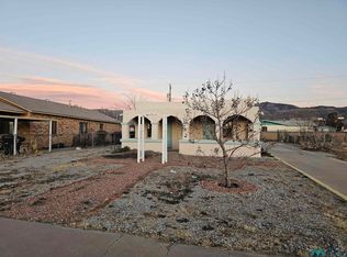 104 Delaware Ave, Alamogordo, NM 88310
