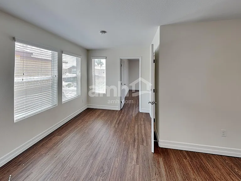 5804 Petronius St — Photo 16