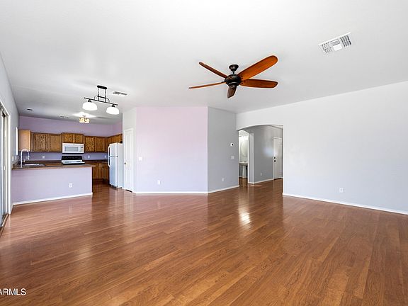 4th image of 10950 W Royal Palm Rd