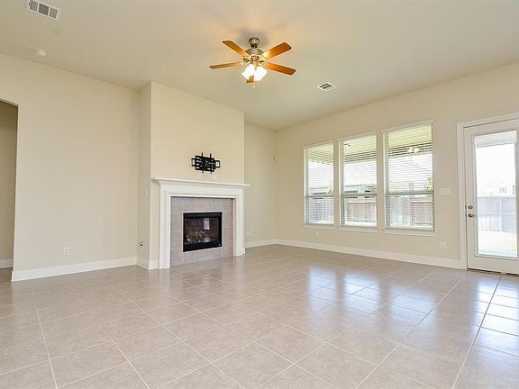 3rd image of 25106 Dunbrook Springs Ln