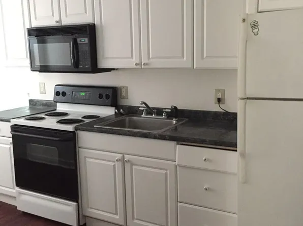 61 W Sharpnack St, Philadelphia, PA 19119