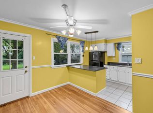 720 Woodburn Rd, Rockville, MD 20851