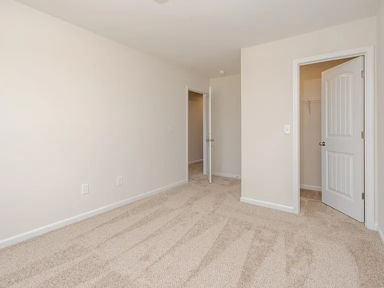 2960 Old Field Rd — Photo 17