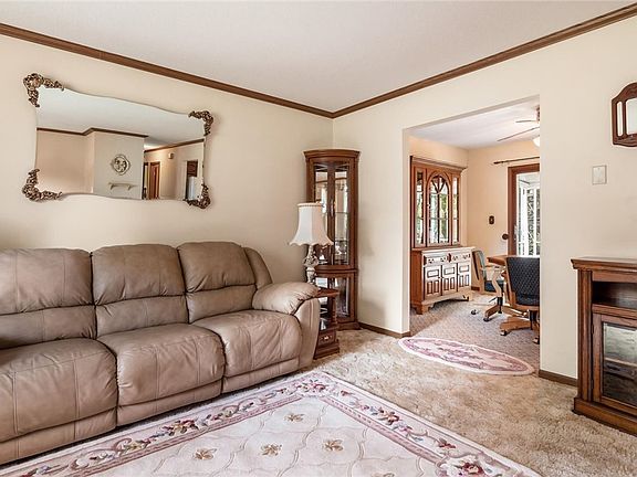 5th image of 2860 Village Dr