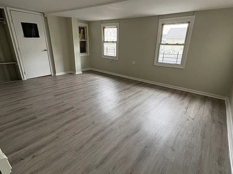 807 Summer Ave #2 — Photo 6