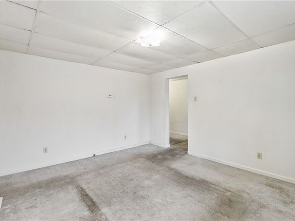 pittsburgh-pennsylvania-11556185 picture