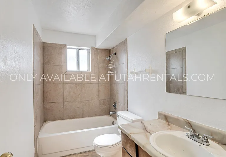 255 E Center St #9 — Photo 7
