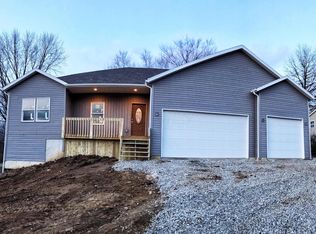 176 Harbor View Hts, Thornville, OH 43076