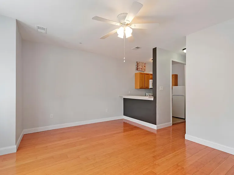 1722 Marlton Ave #2 — Photo 2