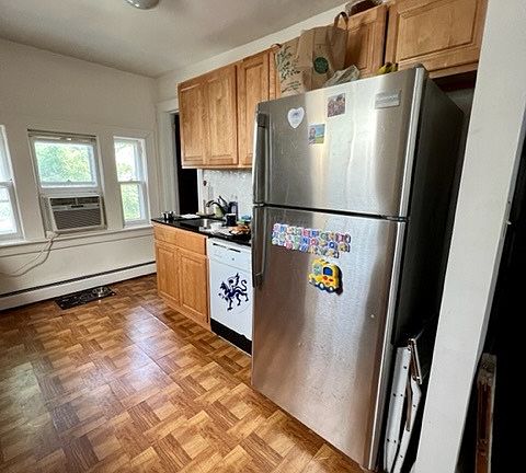 2nd image of 61 S Washington St APT 3W