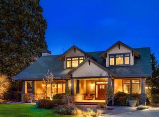 9900 Vineyard Crst, Bellevue, WA 98004