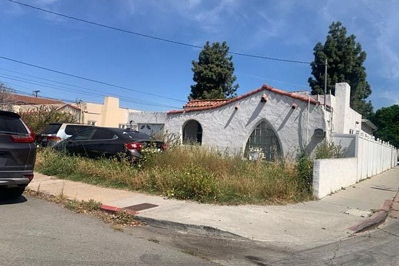 1st image of 419 Church Ave