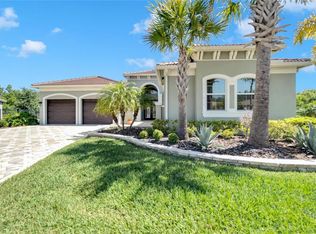 5036 Emerald Isle Dr, Wimauma, FL 33598