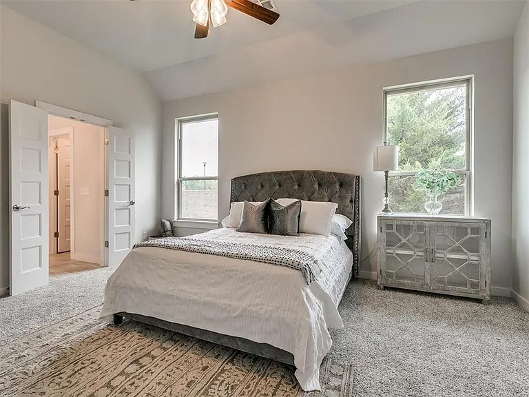 11500 Fairways Ave — Photo 13