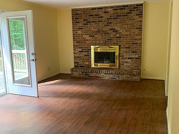 4th image of 407 Wilkinson Dr