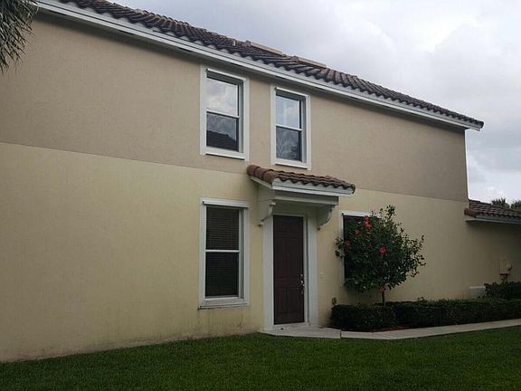 4th image of 1071 Pinewood Lake Ct