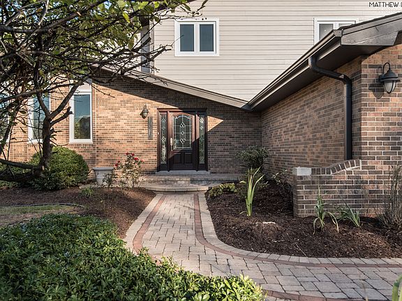 3rd image of 14411 S Twin Creek Ln