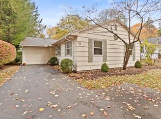 28 Crestline Rd, Rochester, NY 14618