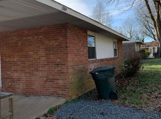 1304 Cartwright Dr, Greensboro, NC 27406