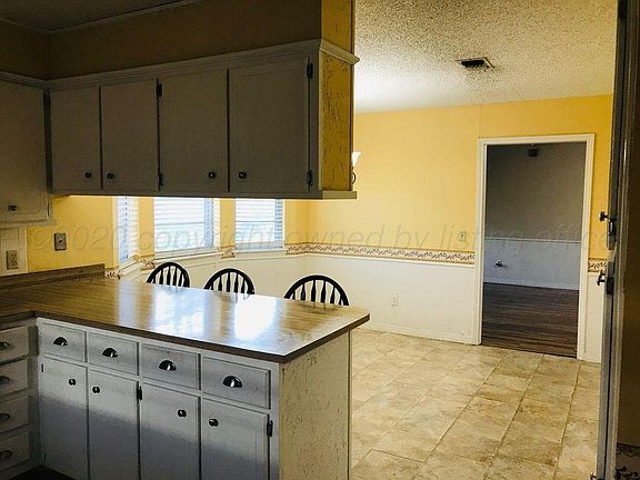 5th image of 1032 Sierra Dr