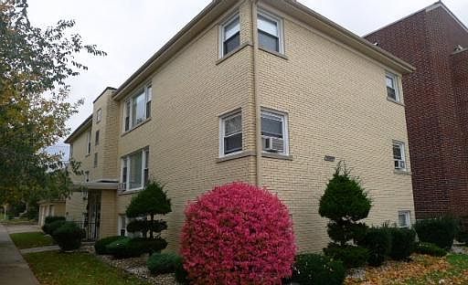 1st image of 5901 W Montrose Ave APT 2N