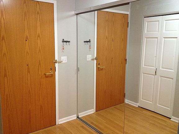 Foyer/Entrance