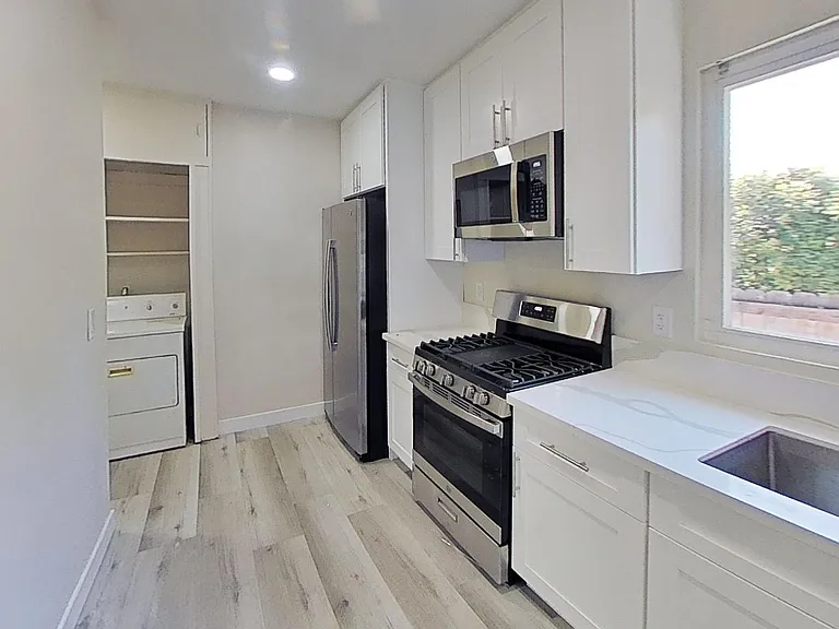 5964 Baja Dr — Photo 3