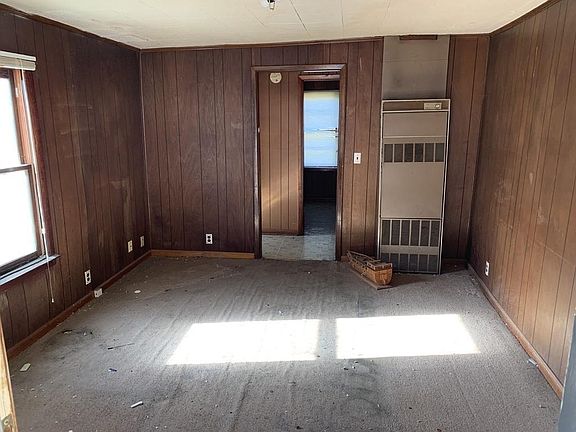 2nd image of 235 Honeysuckle Cir
