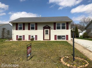 932 Windsor Dr, Shelbyville, IN 46176