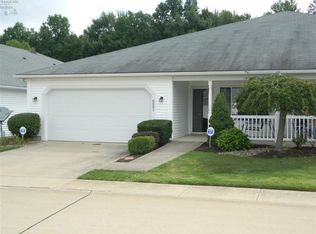 6891 Chapel Ln, North Ridgeville, OH 44039