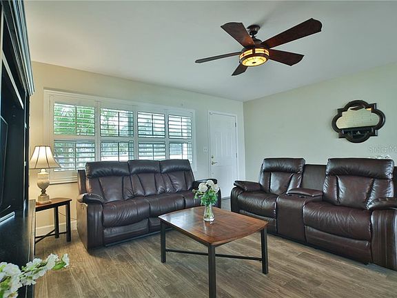4th image of 12533 Park Blvd