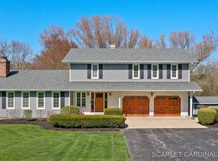 38W400 Arrowmaker Pass, Elgin, IL 60124