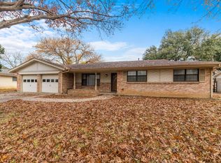 1105 Imperial Dr, Denton, TX 76209