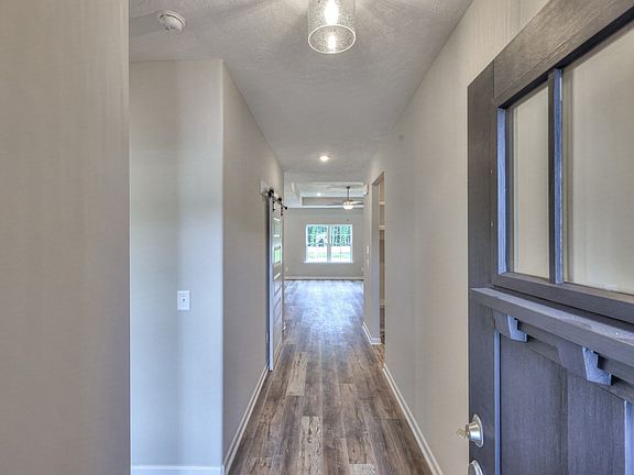 5th image of 137 Blanford Cir Lot 4