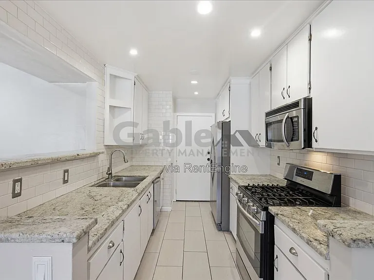 23554 Newhall Ave #3 — Photo 7