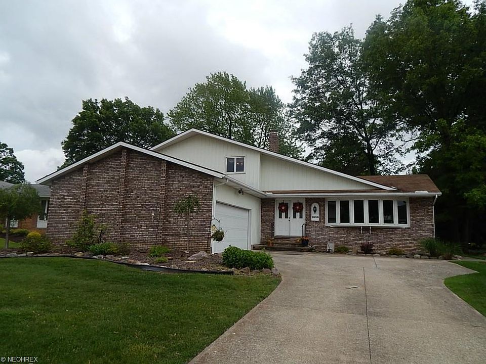 1st image of 1830 Applewood Dr
